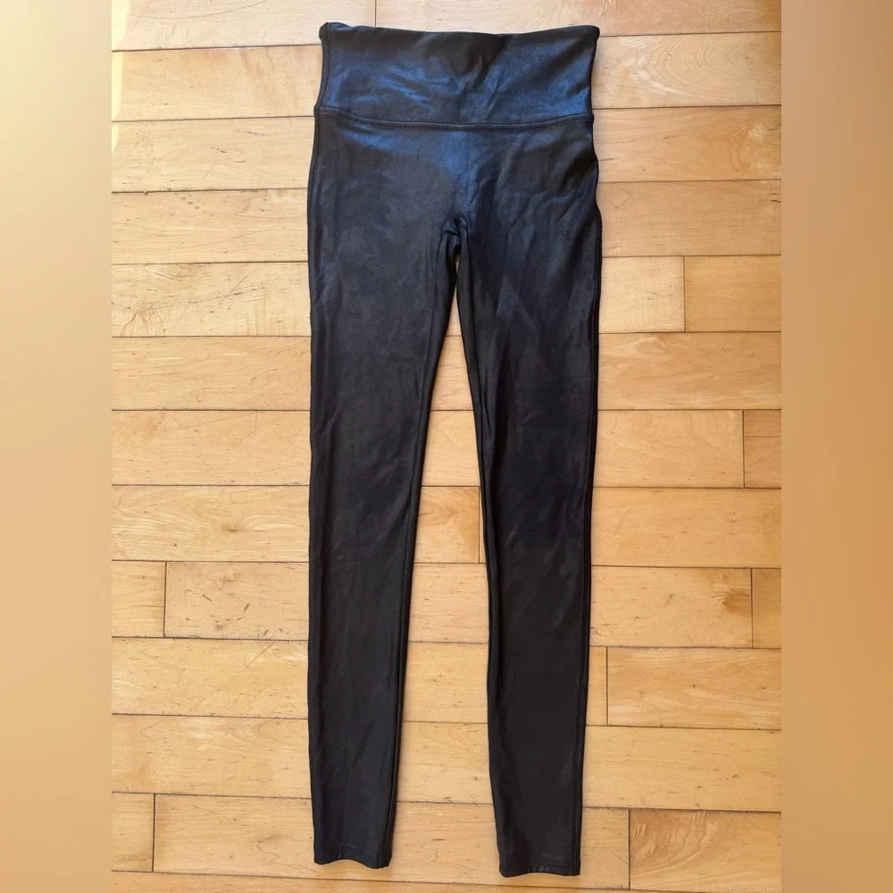 Spanx black faux leather leggings women’s size S‎